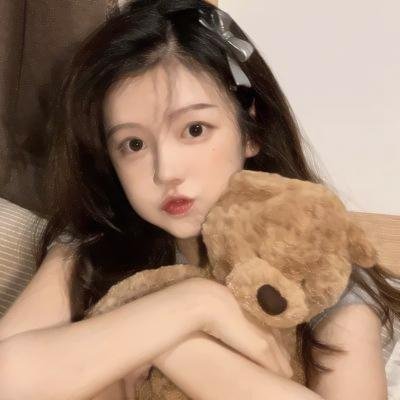 幽灵与未亡人